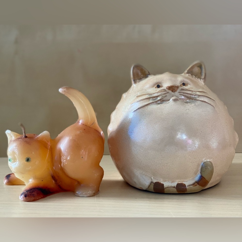 CERAMIC CAT AND CAT SHAPED CANDLE